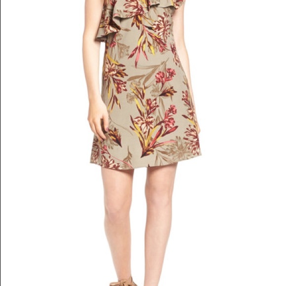 ASTR Dress Floral Small One Shoulder Green Ruffle - Picture 7 of 8